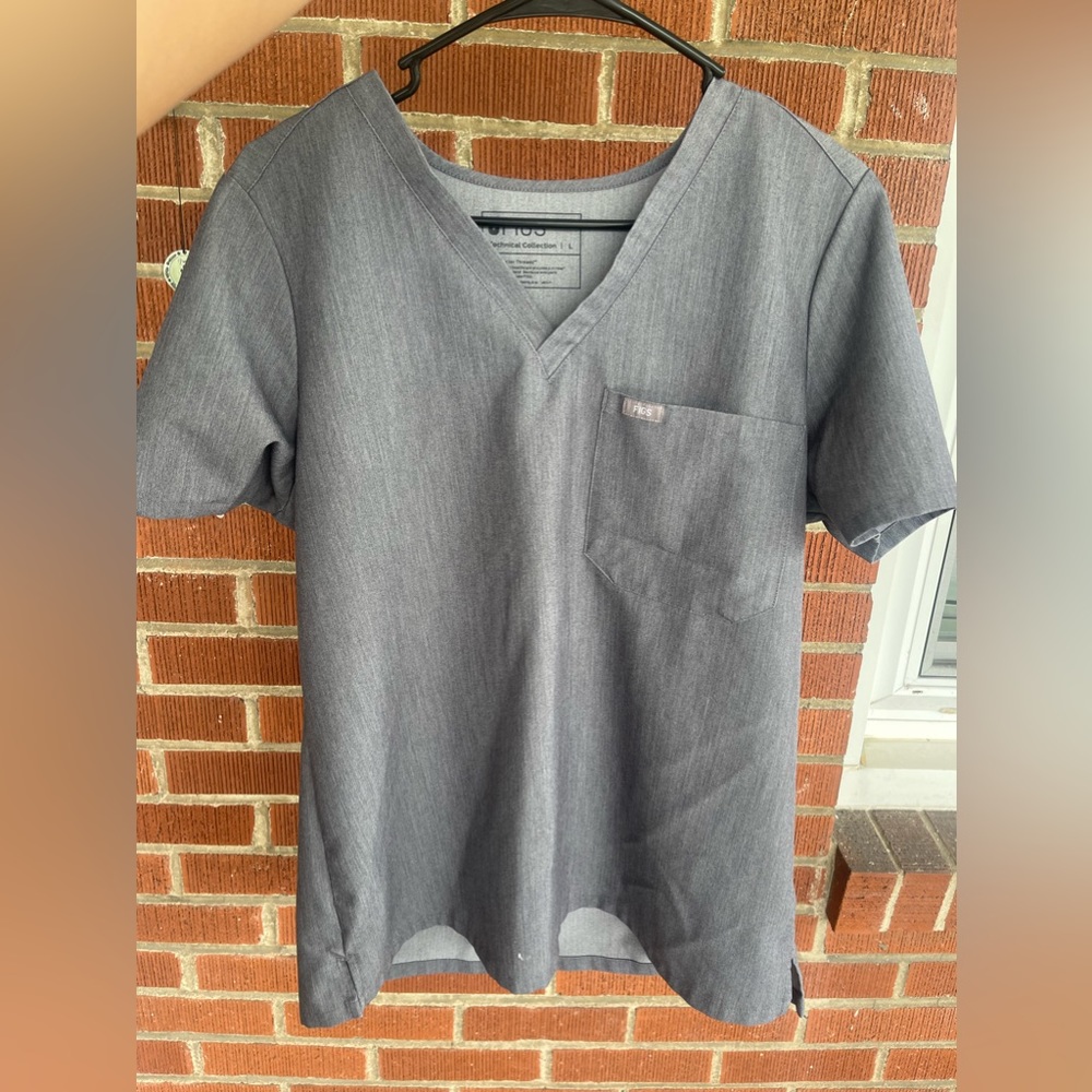 Catarina One Pocket Scrub in Graphite EUC